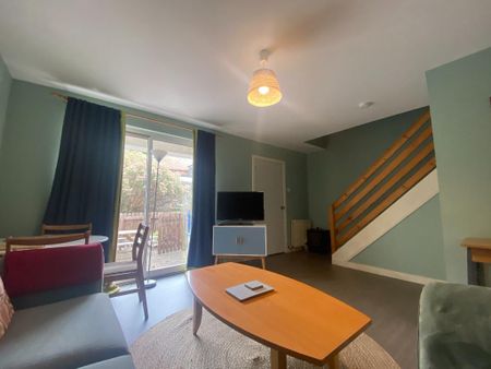 2 bedroom semi-detached house to rent - Photo 2