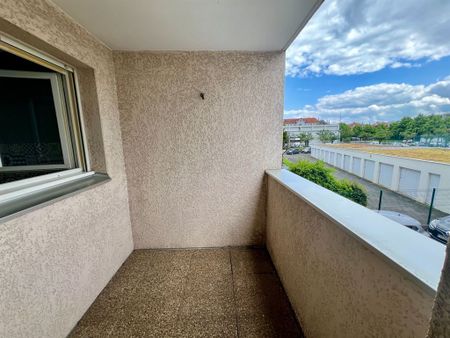 Location Appartement 2 pièces 48m² CLERMONT FERRAND 63000 - Photo 2