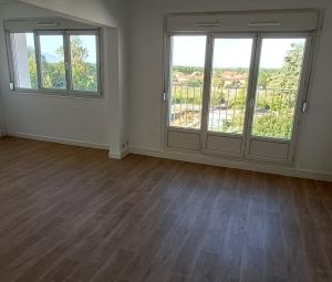 Location Appartement à ST MARCELLIN - Photo 1