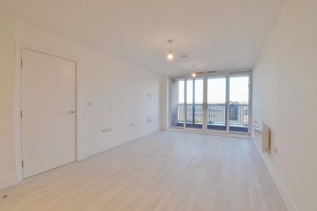 2 bedroom apartment to rent - Photo 4