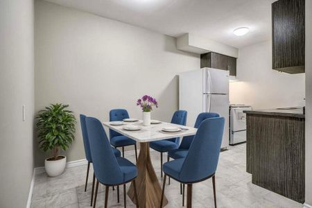 Two Bedroom Apartment - Photo 2