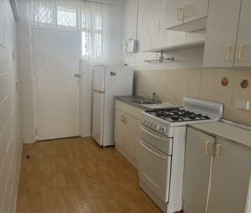 6/133 Eyre Street, North Ward - Photo 3