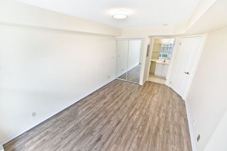 For Lease - 1 Elm Street Unit# 412, Mississauga, Ontario - Photo 3