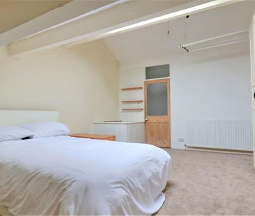 3 bedroom end of terrace house to rent - Photo 6