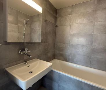 Sanierte 3-Zimmerwohnung im 4. Stock mit Balkon - Photo 6