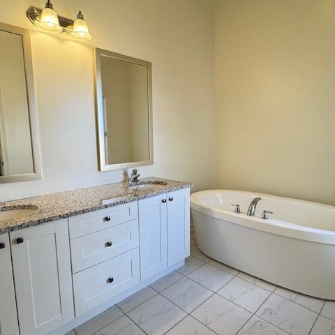 For Lease - 9440 Bayview Avenue Unit# Main Building, Richmond Hill, Ontario - Photo 1