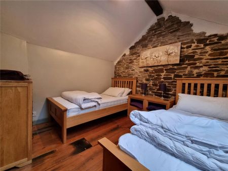 2 bedroom parking to rent - Photo 3