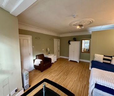 Room in a Shared House, Hammersmith Grove, W6 - Photo 4