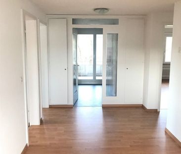 Offer spacious 4.5 ZWG in Feuerthalen - Foto 4