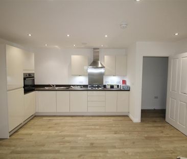 Affinity Place, Elstree Way, Borehamwood - Photo 3