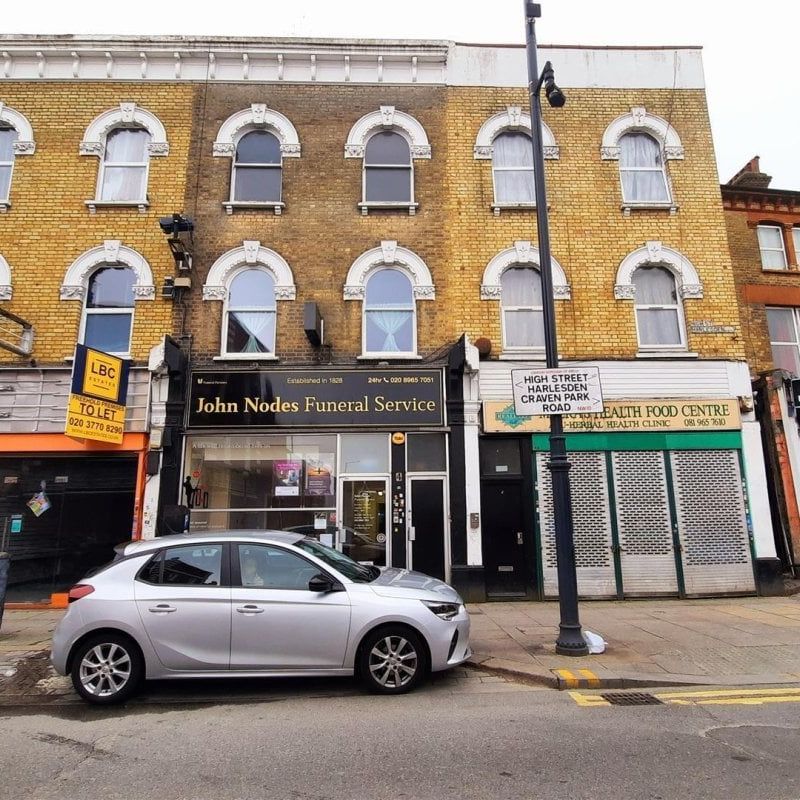 High Street - Photo 1