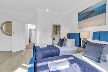 3 Bed Flat, Clarence Square, BN1 - Photo 5