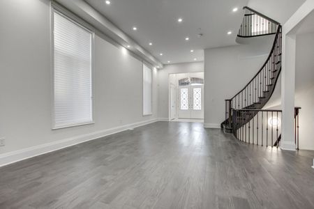 For Lease - 13 Bannockburn Drive, Vaughan, Ontario - Photo 5