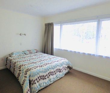 2 Bed Unit in Kensington - Photo 3