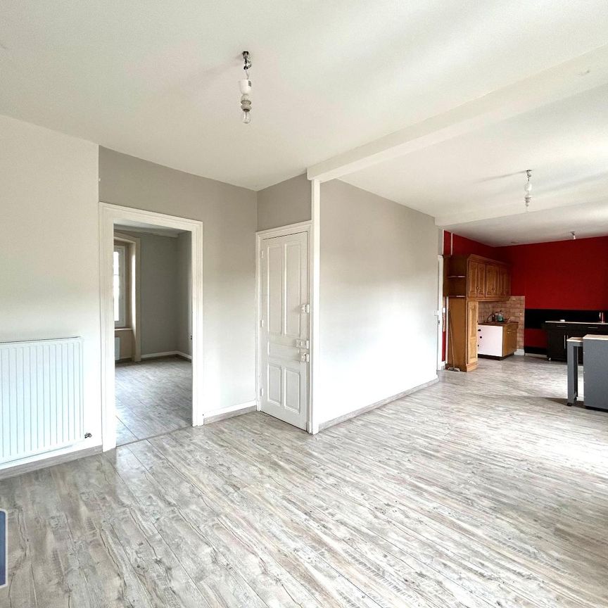 Location Appartement 4 pièces 84m² DUNIERES 43220 - Photo 1
