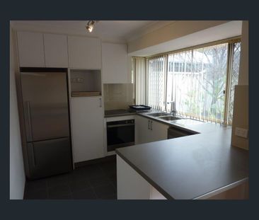 RENOVATED 3 BEDROOM 1 BATHROOM HOME - Photo 2
