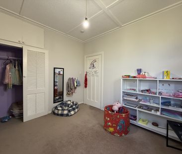 3 Bedroom Family Home in Trentham - Photo 5