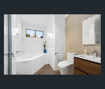 Light-Filled Luxury in the Heart of Elara Estate - Photo 4