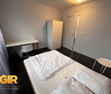 Location Appartement 6 pièces 90m² RENNES 35000 - Photo 4