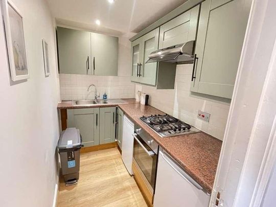 A, Greyhound Rd, Fulham, W6 - Photo 1