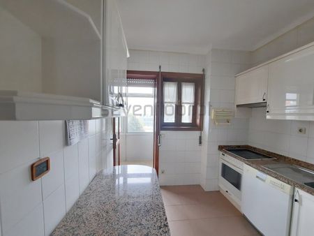 Apartamento T2+1 em Porto - Photo 2