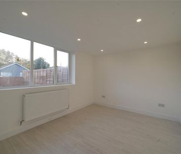 2 bedroom bungalow to rent - Photo 1