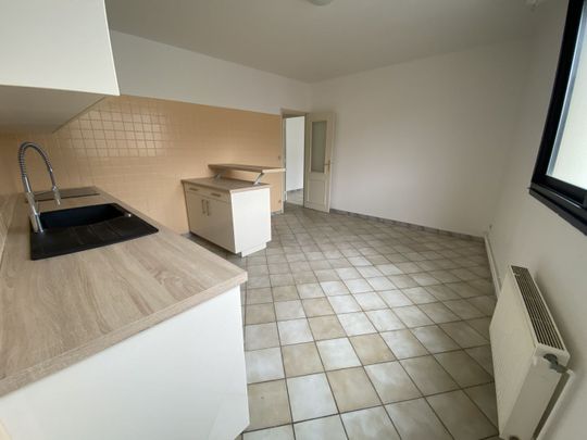 Location Appartement 4 pièces 104m² - Photo 1