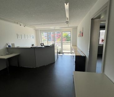 Grosszügige Wohnung an zentraler Lage - Photo 5