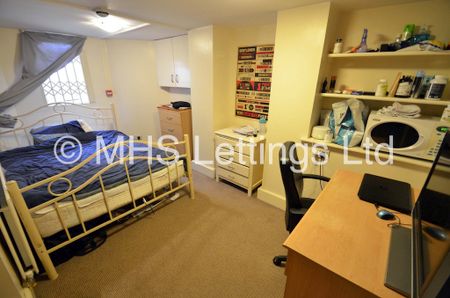 41 Hartley Crescent, Leeds, LS6 2LL - Photo 2