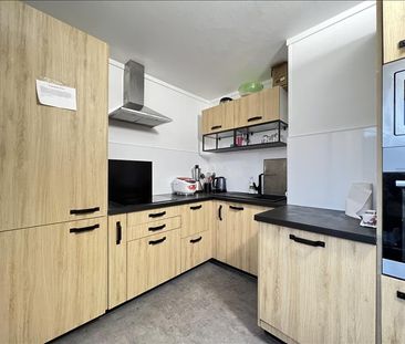 2 pièces - Meublé - 33,14 m² - 3ème étage - Colocation non autorisée - Photo 1