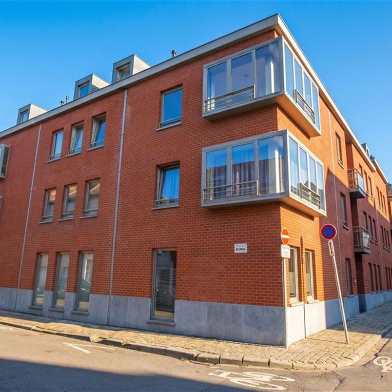 Appartement te huur in Tournai voor € 800 met 3 slaapkamers - Photo 1
