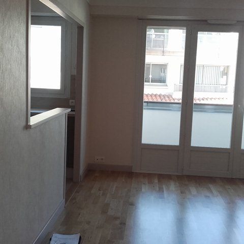 Location Appartement 3 pièces 67m² - Photo 1