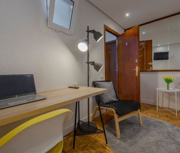 Calle de la Estrella Polar, Madrid, Community of Madrid 28007 - Photo 6