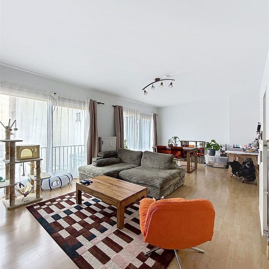 Appartement te huur in Tournai voor € 750 met 1 slaapkamer - foto 1
