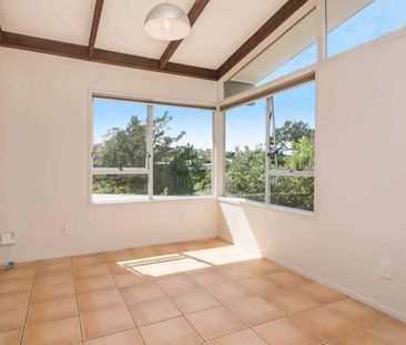 3 Bedroom in Double Westlake Zone! - Photo 4