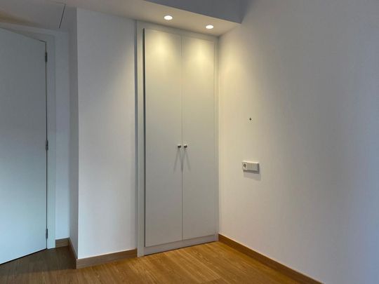 2 room luxury Flat for rent in Palma de Mallorca, Balearic Islands - Photo 1