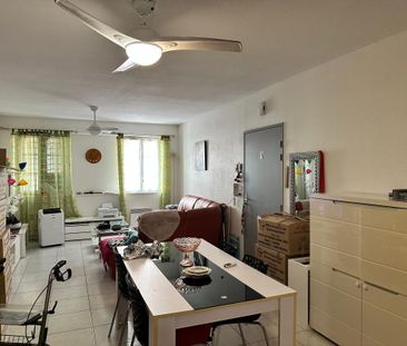 Location Appartement 3 pièces 92m² NEGREPELISSE 82800 - Photo 1