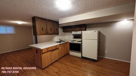 1732 23 Avenue Northwest - Photo 5