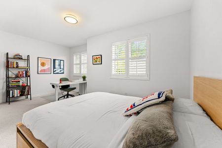 For Lease - 19 Thirtieth Street Unit# 3, Toronto, Ontario - Photo 5