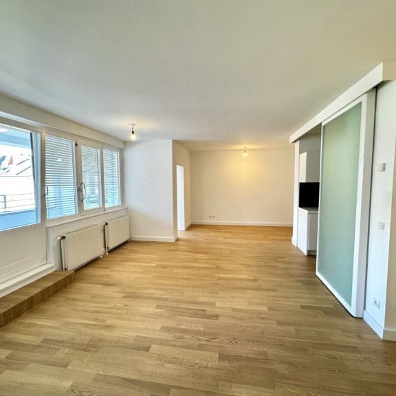 Sanierte 2 Zimmer - Innenstadtwohnung mit Loggia in Innenhoflage - Nähe Schottentor - Photo 1