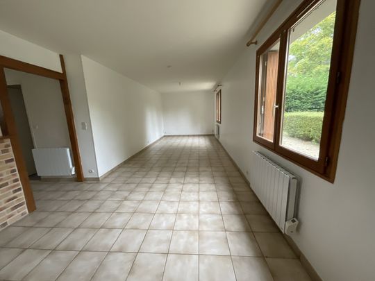 A LOUER - Mehun sur Yèvre - Maison avec 3 chambres et jardin. - Photo 1