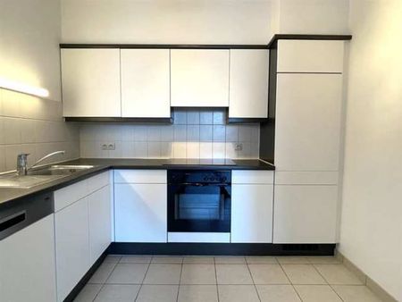 Appartement te huur - Foto 2