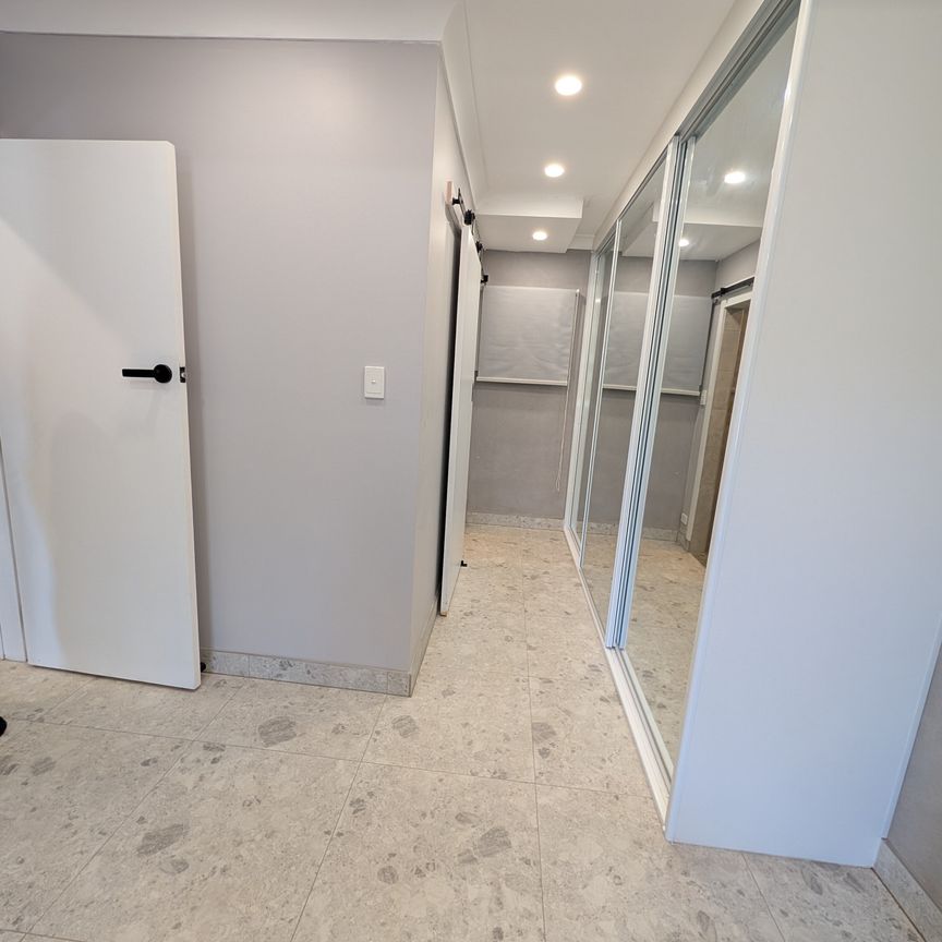 Castle Hill - Photo 1