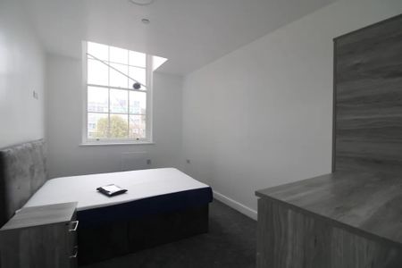 1 Bed Flat, Castle Edge, NG7 - Photo 4