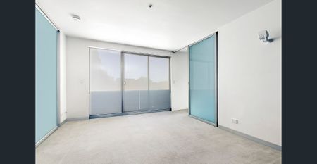 Port Melbourne Lifestyle - Photo 2