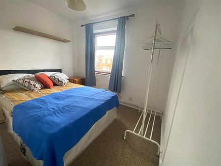 Room 4, Thornbury Close, N16 8UX - Photo 5