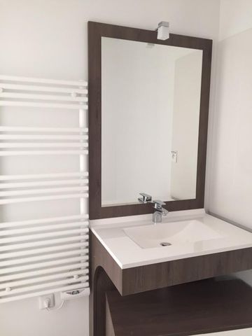 Location Appartement 3 pièces 64m² REZE 44400 - Photo 5