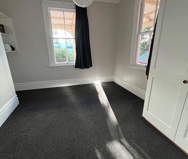 2 Bedroom House in Brooklyn available now for rent - Photo 2