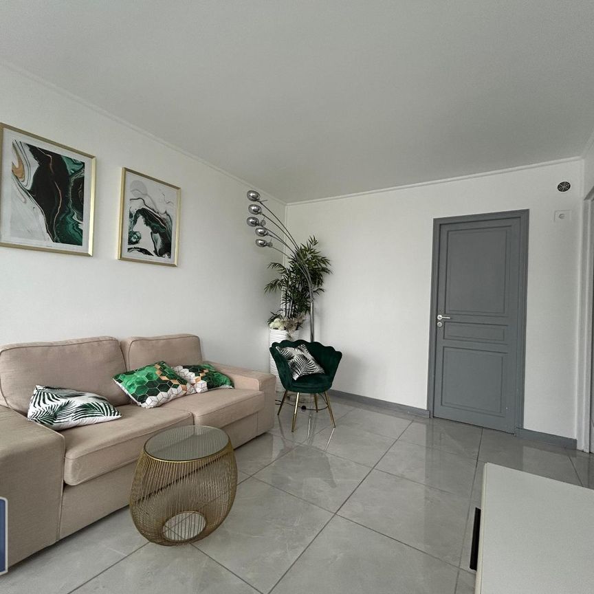 Location Appartement 3 pièces 54m² NOISY LE GRAND 93160 - Photo 1