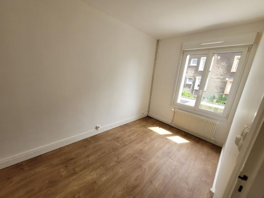 Location Appartement 3 pièces 45m² BOULOGNE SUR MER 62200 - Photo 1